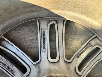 Alu disky Audi orig. 245/40 R20 - 7