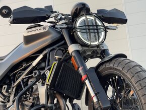 Husqvarna Svartpilen 125 2023 11 kW A1 1. majitel - 7