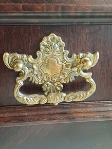 Příborníky,stůl,židle,komody - 7