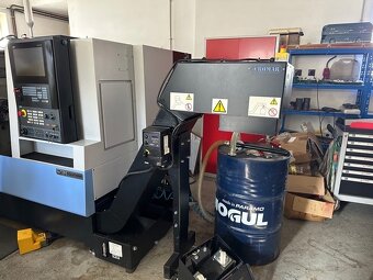 CNC soustruh DOOSAN LYNX 300M - 7