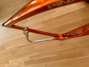 Speciální barva Pinarello Dogma F Frameset 575 - 7