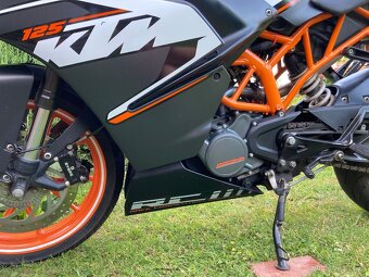 KTM RC 125 + ZDARMA nový sedlový vak a nepromok kombinéza - 7