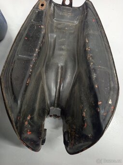 Nádrž Honda CB750 - 7