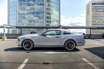 Ford Mustang GT - Manuál - 7