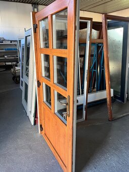 KRÁSNÉ VCHODOVÉ PLASTOVÉ DVEŘE GEALAN 111x211-PLZEŇ - 7