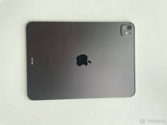 iPad Pro 2024 M4 256GB + MAGIC klávesnice - 7
