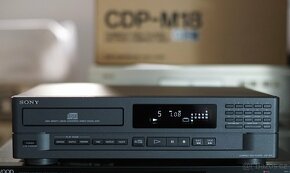 SONY CDP M12 CD přehrávač  v provedení MIDI ve skvělém stavu - 7
