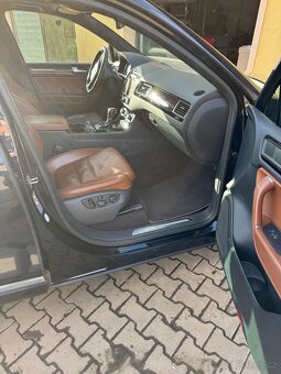 VW Touareg 3.0 Tdi 4x4 DSG 180 kw - 7