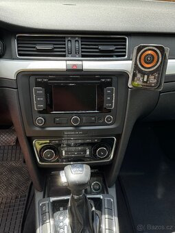 Škoda Superb 3.6 FSi Kombi 191 kW Ambition Plus - 7
