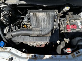 Suzuki Swift - 7