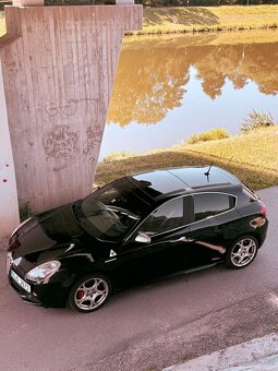 Alfa Romeo Giulietta QV manuál - 7