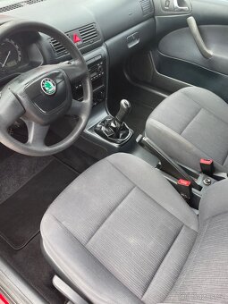 Škoda Octavia Tour 1,6i 75kw, klima/ 78000km / CEBIA - 7