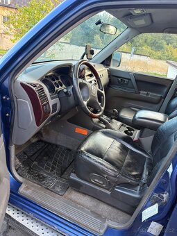 Mitsubishi Pajero - 7