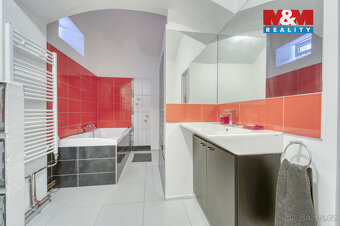 Prodej bytu 3+1+T, 103 m², Plzeň, ul. Plachého - 7