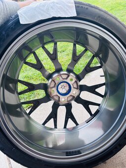 Alu kola Letní 235/40 R19 - 7