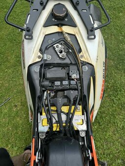 KTM 690 Enduro R - 7