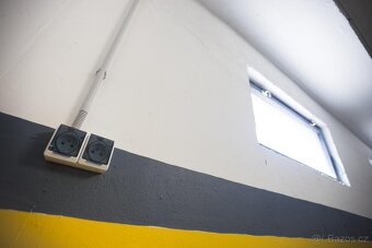 Pronájem skladového prostoru, 41m2, uzamykatelný, P5 - Jinon - 7