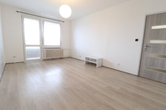 Byt 2+1 s lodžií, 66 m², Hradec Králové – ul. Fričova. - 7