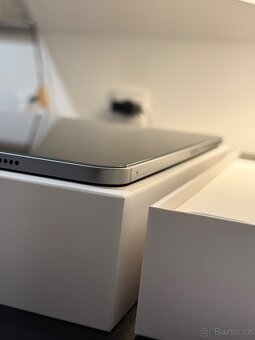Apple iPad Pro 12.9” M2 (6th gen) 512GB Wi-Fi + Cellular - 7