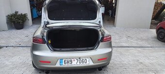 Alfa Romeo 159 3.2 V6 Q4 - 7