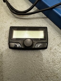 Rádio a handsfree do Passat B6 - 7