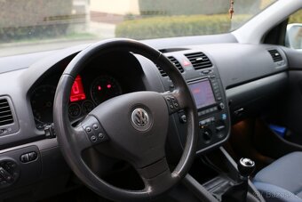 Volkswagen Golf 1.6 FSI Sportline - 7