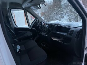Dodávka Peugeot s plošinou - 7