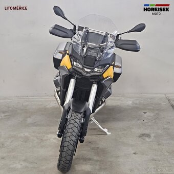 Moto Guzzi STELVIO Rider Assistance Solution® + boční kufry - 7