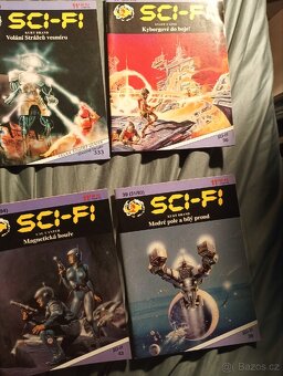 Rodokaps ,Sci - fi,18 ks cena za celek - 7