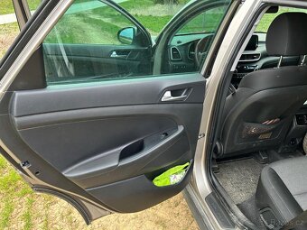 Hyundai Tuscon - 7