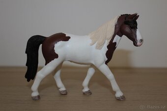 Figurky koní Schleich V - 7