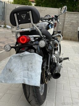 Triumph Bonneville Speedmaster - 7