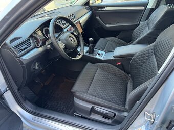 Škoda Superb 3 2.0 TDI 110kW Man. Full LED Tempomat Navigace - 7