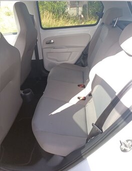VW E-UP - 7