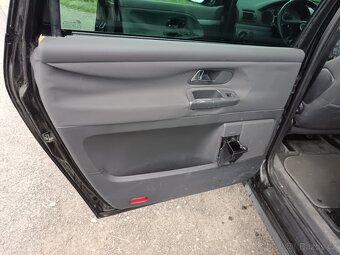 Volkswagen Sharan - 7
