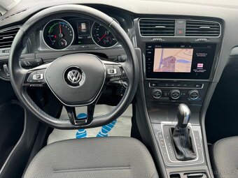 Volkswagen E-Golf 2020 elektro,LED,100kw,dojezd 220km,2xpneu - 7