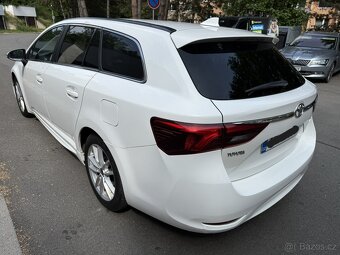 Toyota Avensis combi 2.0 D 105kw r.v.2016 - 7