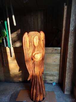 Dřevěné sochy do zahrady - 7