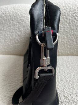 Tommy Hilfiger taška na notebook, messenger - 7