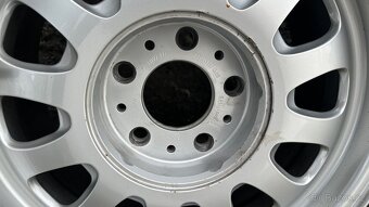 BMW 5 e39 originál – kola (alu. disky+pneu 205/65 R15) - 7