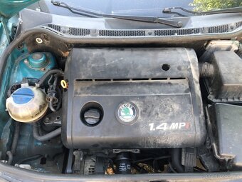 skoda Fabie 1 , zelená barva , náhradní dily - 7
