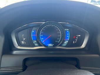 Volvo XC60 AWD 158kW - 7