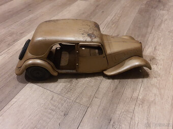 Mechanická hračka 110 André Citroën Traction 40 cm, francouz - 7