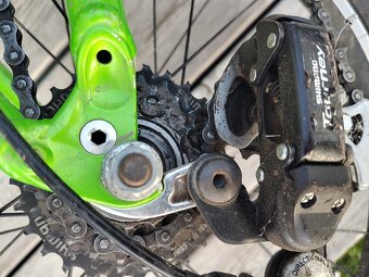 dětské kolo SPECIALIZED HOTROCK 20 - 7