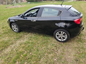 Alfa Romeo Gulieta 1.4 Turbo Benzín r.v 2010 - 7