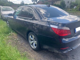 BMW E60 530d černé - 7