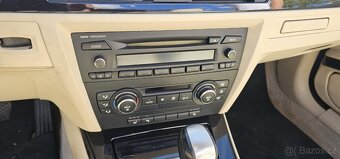 BMW 335i e93 Originální stav - Servisované - Navigace - 7