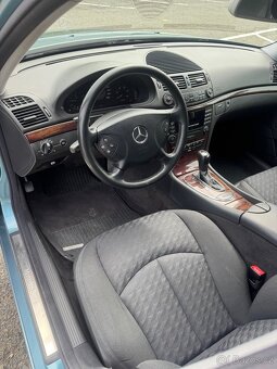 Mercedes-Benz E 270 CDi - 7