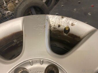 Prodám originál alu VW 5x112 R16 - 7