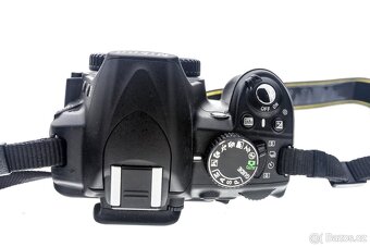 Zrcadlovka Nikon D3100 + 18-55mm - 7
